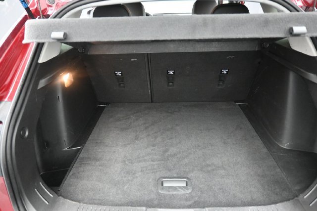 Used 2025 Chevrolet Trax LT FWD image 26