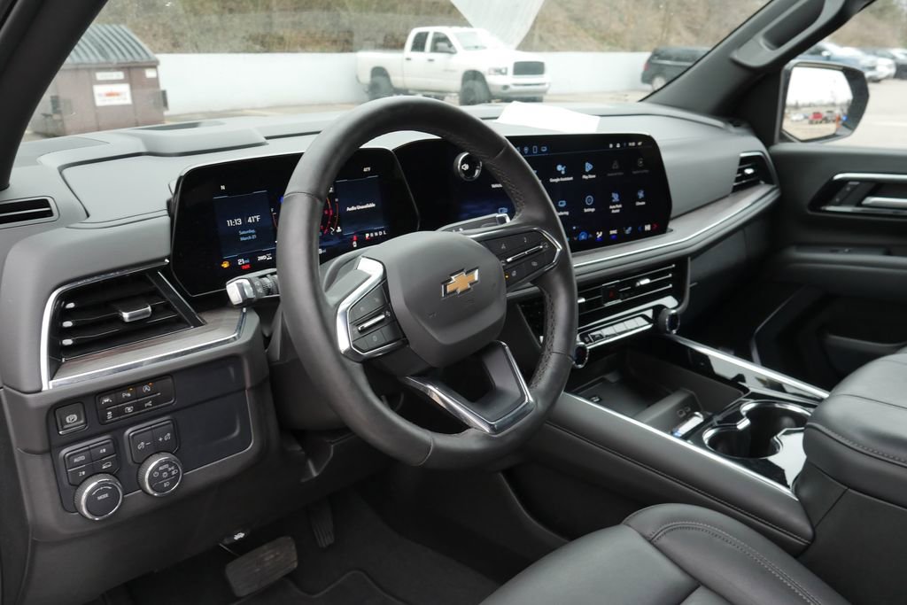 Used 2025 Chevrolet Tahoe LT w/ Comfort Package image 10