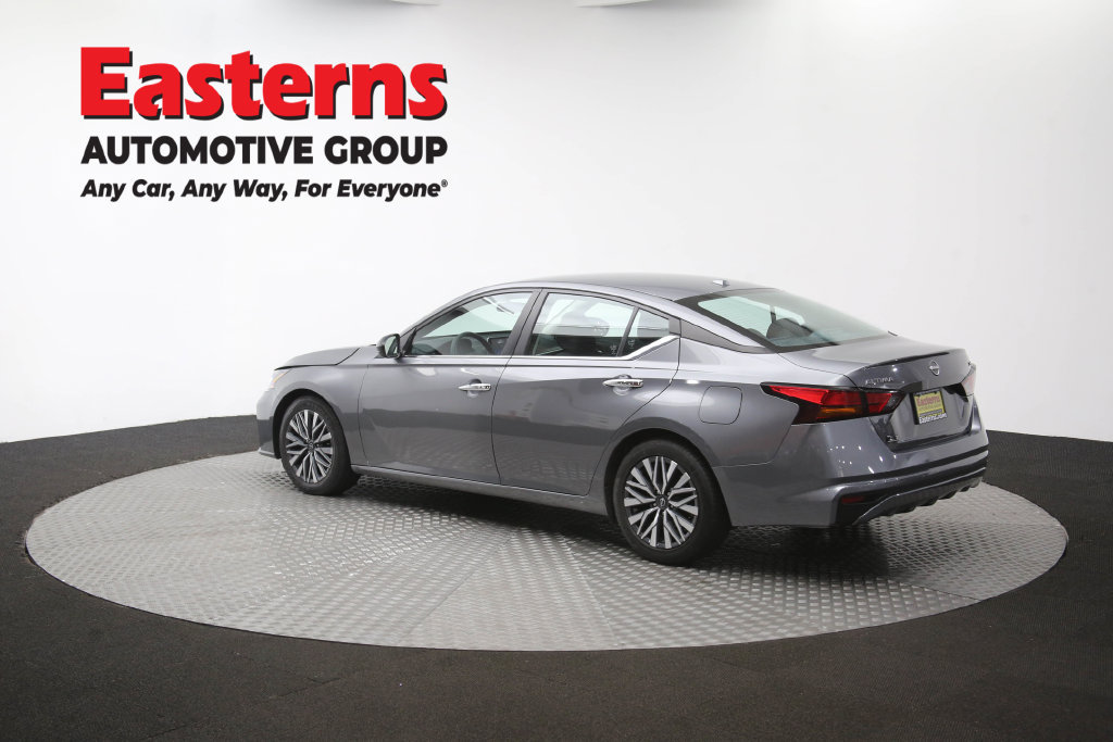 Used 2024 Nissan Altima 2.5 SV FWD image 66