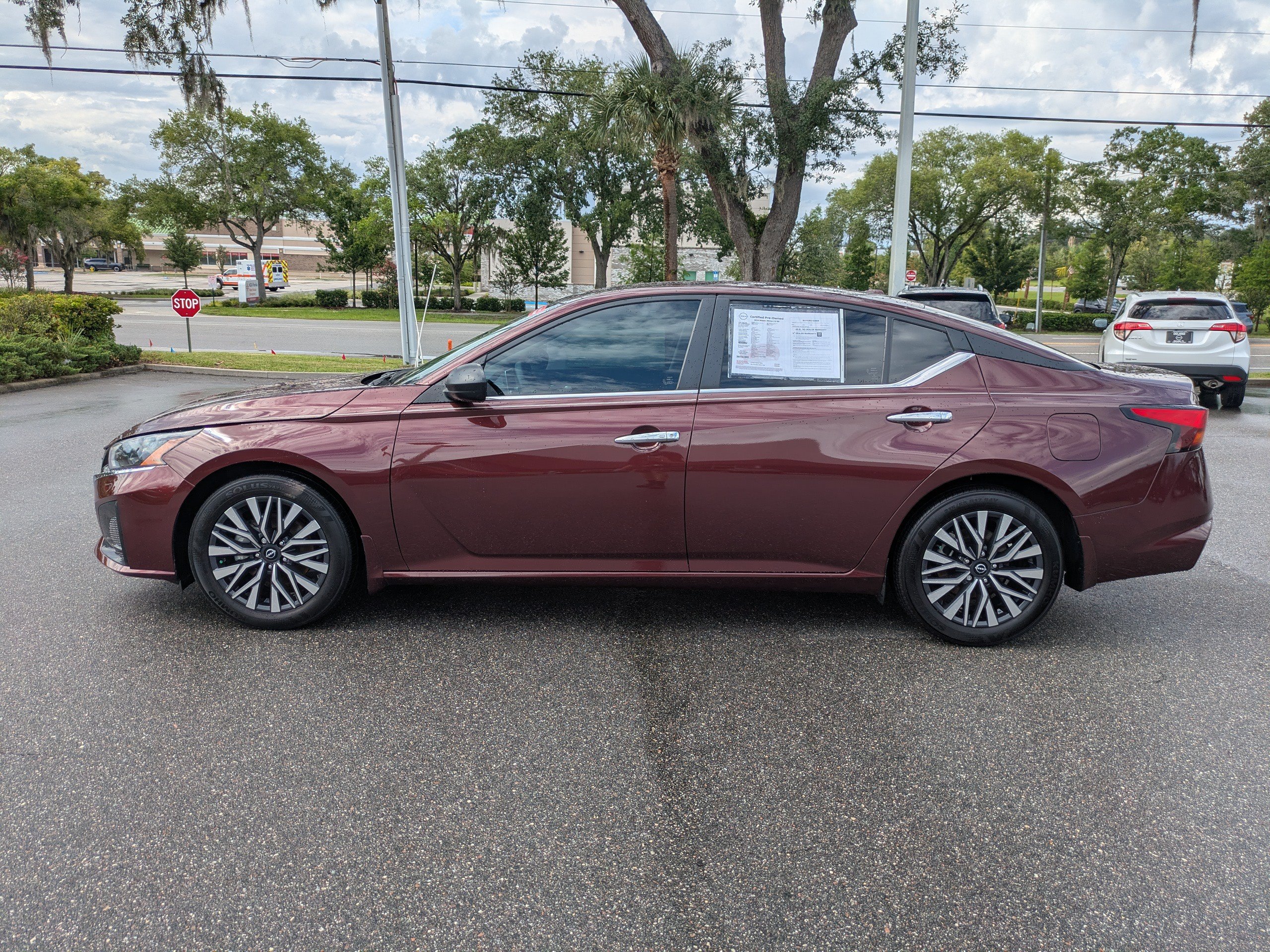 Certified 2024 Nissan Altima 2.5 SV FWD image 7
