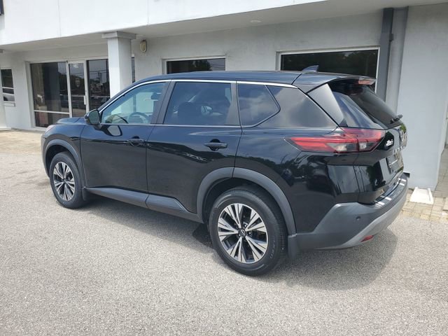 Certified 2023 Nissan Rogue SV FWD image 2
