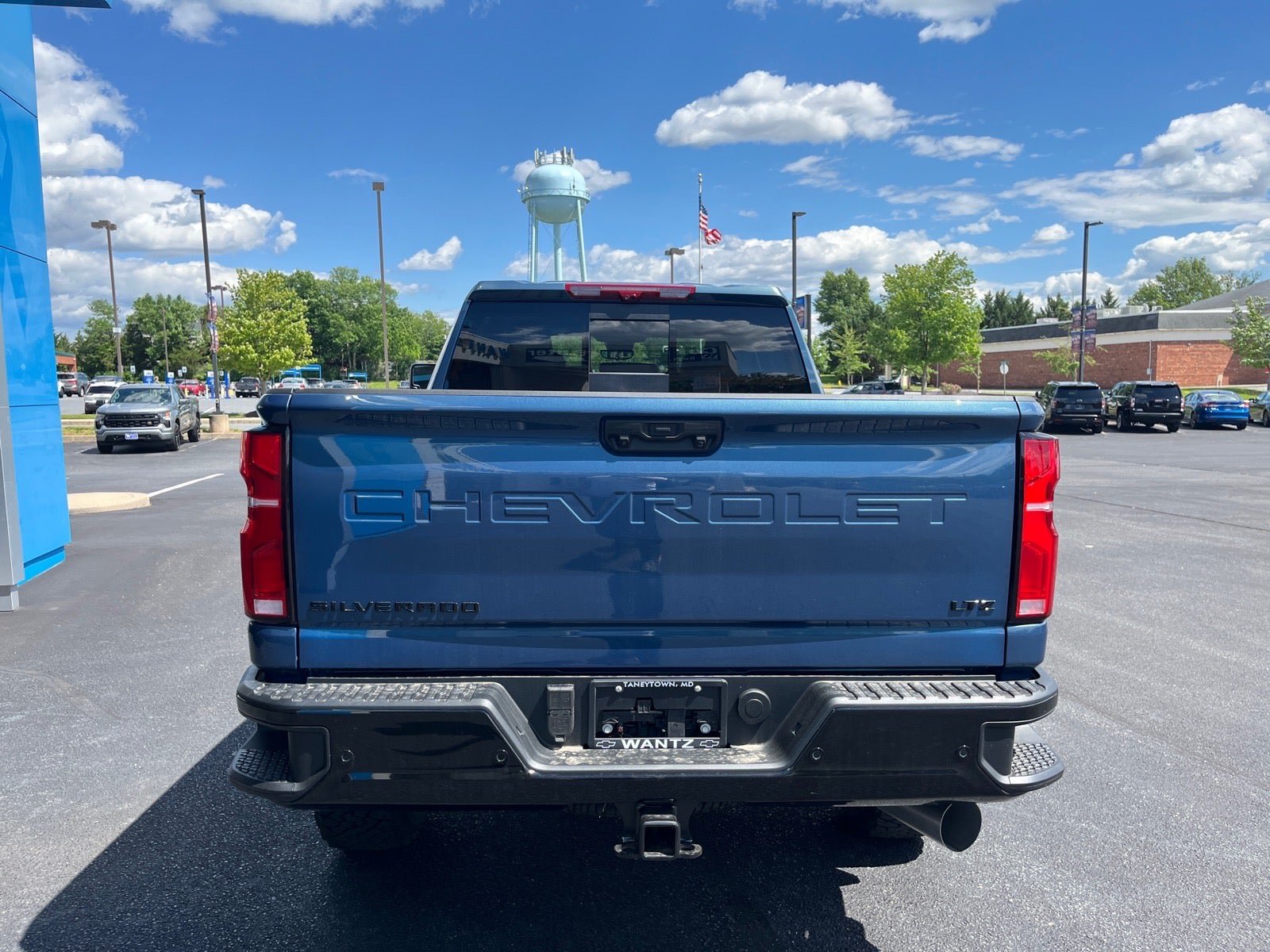 New 2026 Chevrolet Silverado 2500 LTZ w/ LTZ Plus Package AWD/4WD image 7