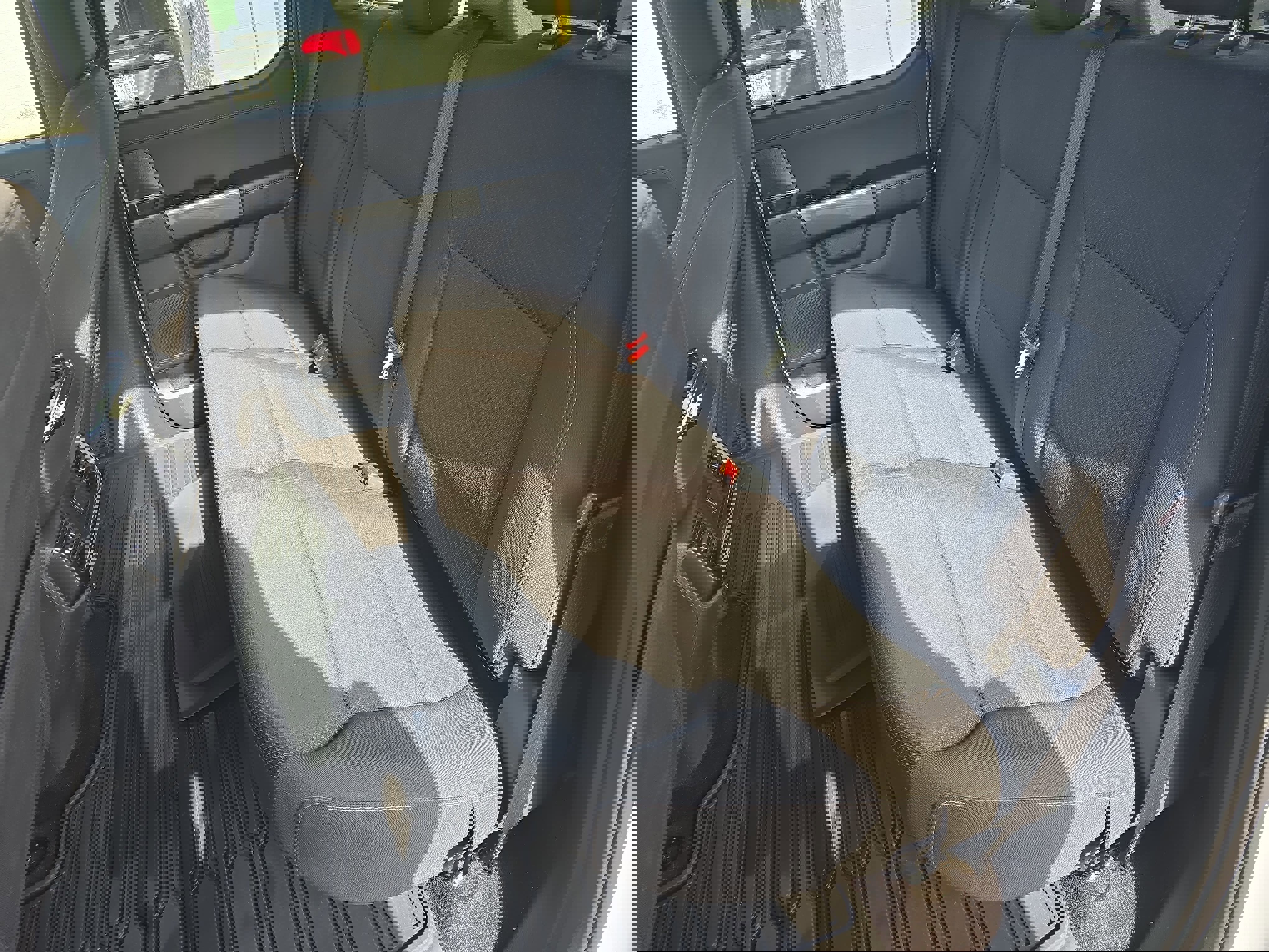 Used 2022 Ford F150 XLT w/ Equipment Group 302A High image 16