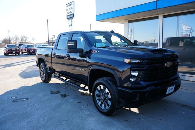 Used 2024 Chevrolet Silverado 2500 Custom w/ Custom Value Package image 32