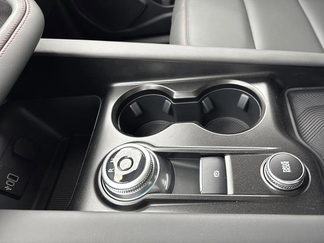 New 2026 Ford Explorer Active w/ Active Comfort Package image 24