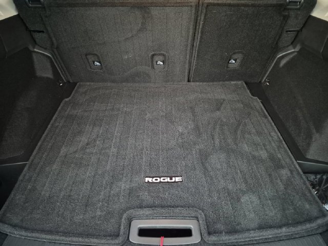 Certified 2022 Nissan Rogue SV AWD/4WD image 10
