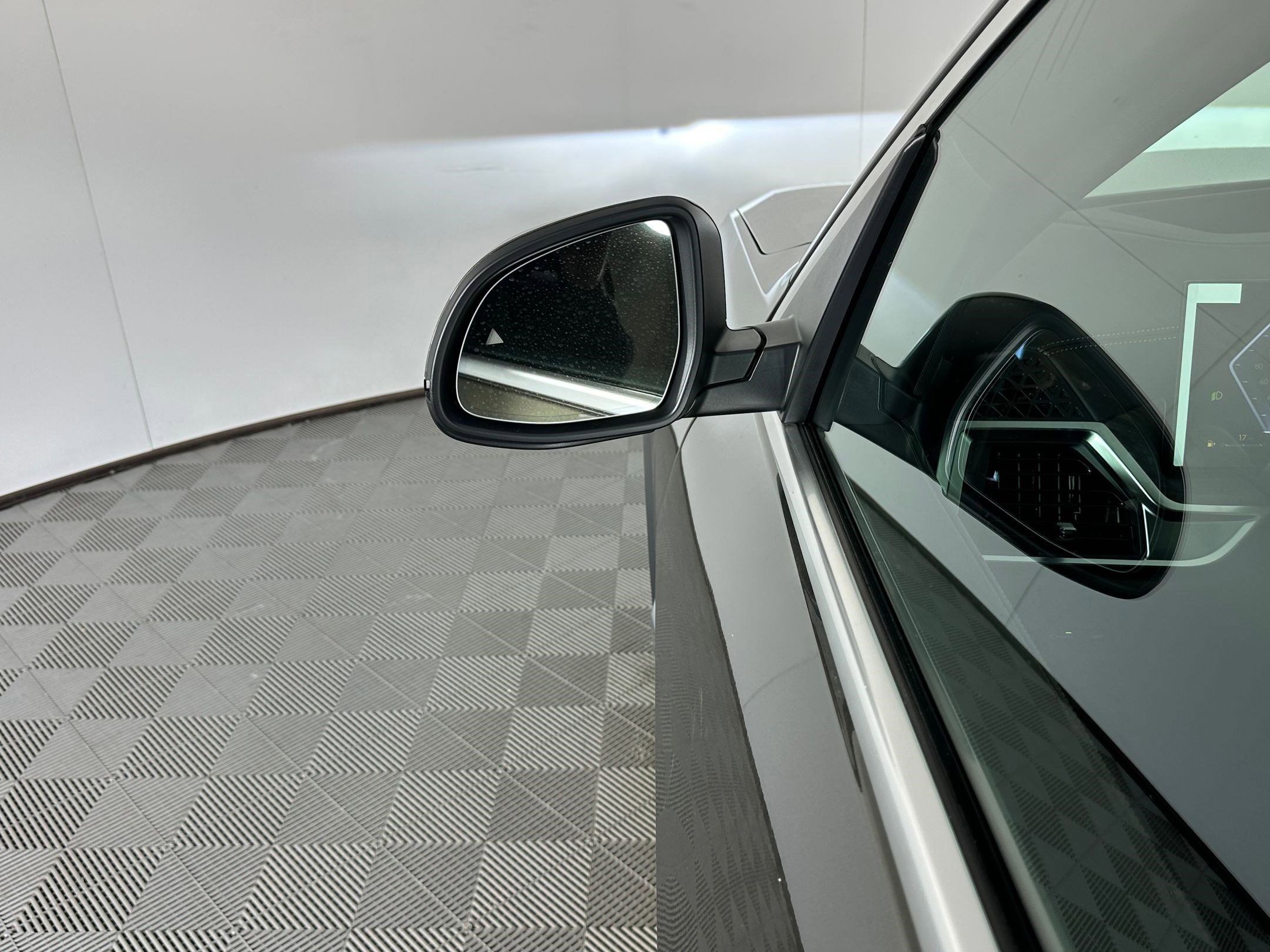 New 2026 BMW X5 sDrive40i image 20