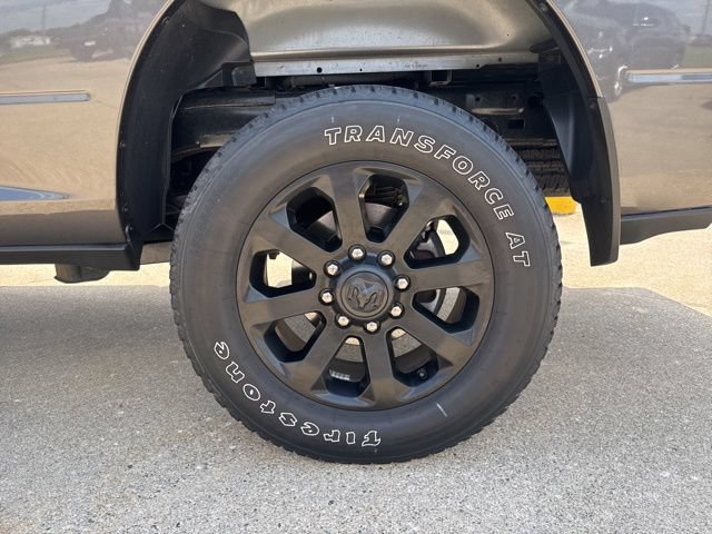 Used 2022 RAM 2500 Big Horn w/ Night Edition AWD/4WD image 11