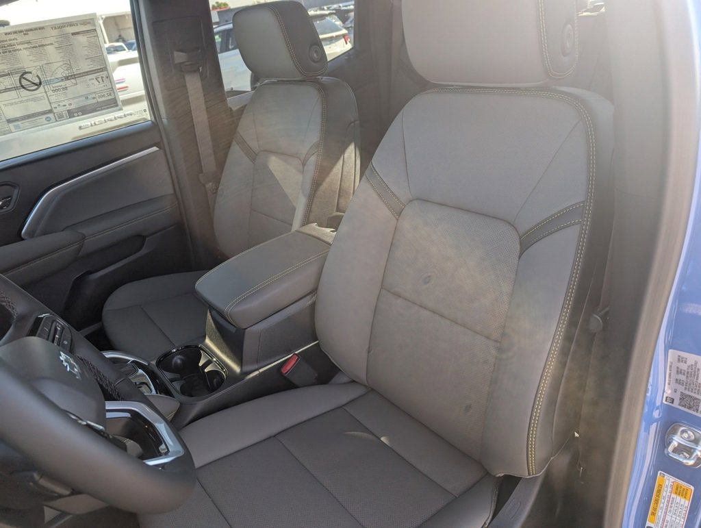 New 2026 Chevrolet Colorado ZR2 w/ Technology Package image 9