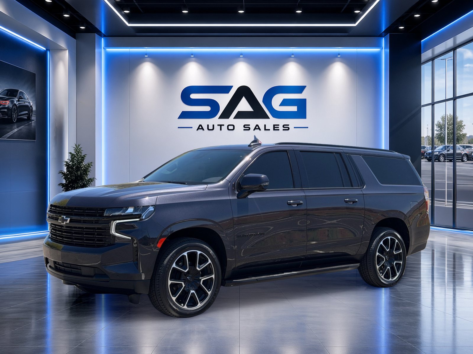 Used 2023 Chevrolet Suburban RST w/ Luxury Package AWD/4WD image 8