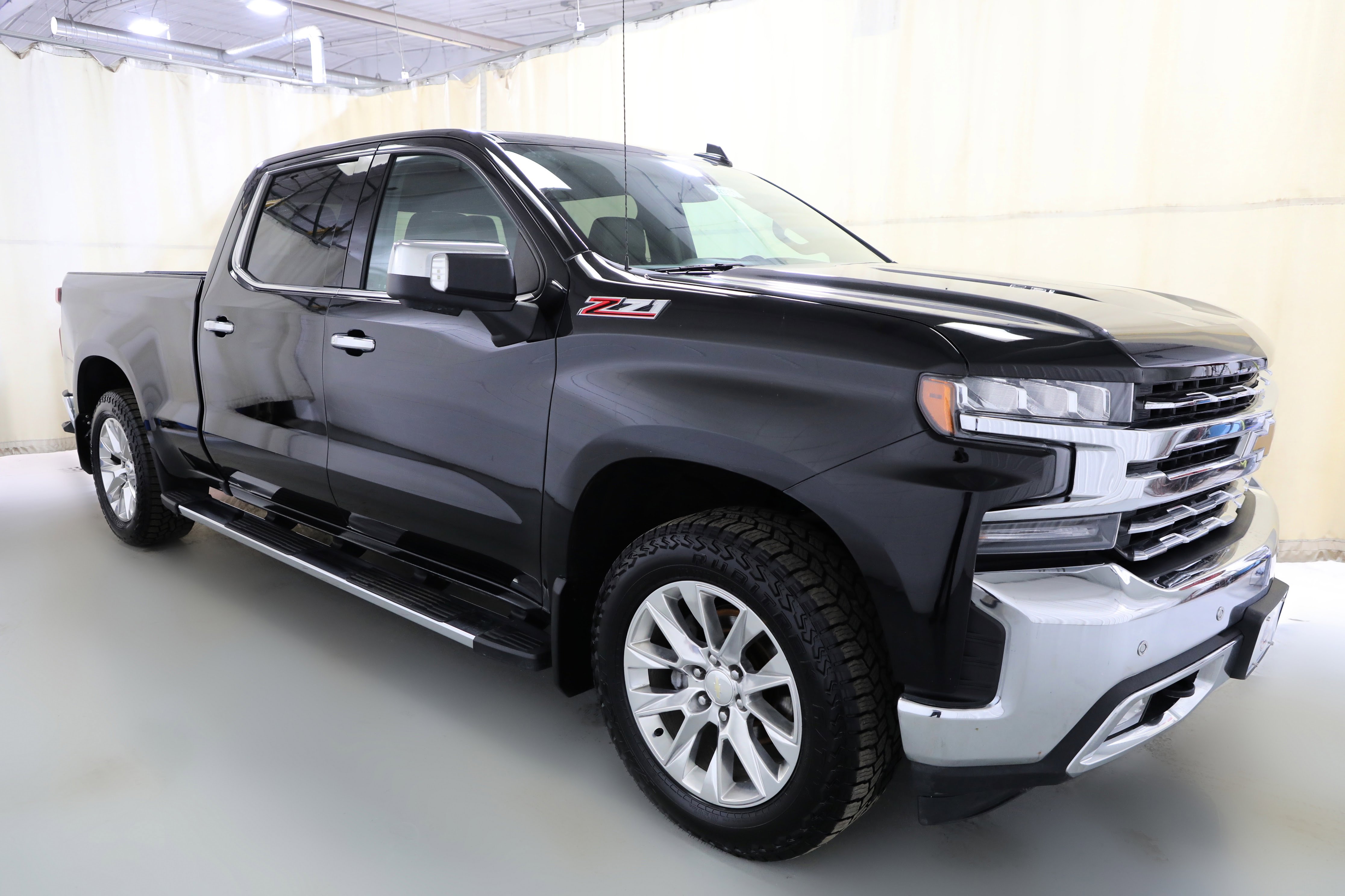Used 2020 Chevrolet Silverado 1500 LTZ w/ LTZ Plus Package image 18
