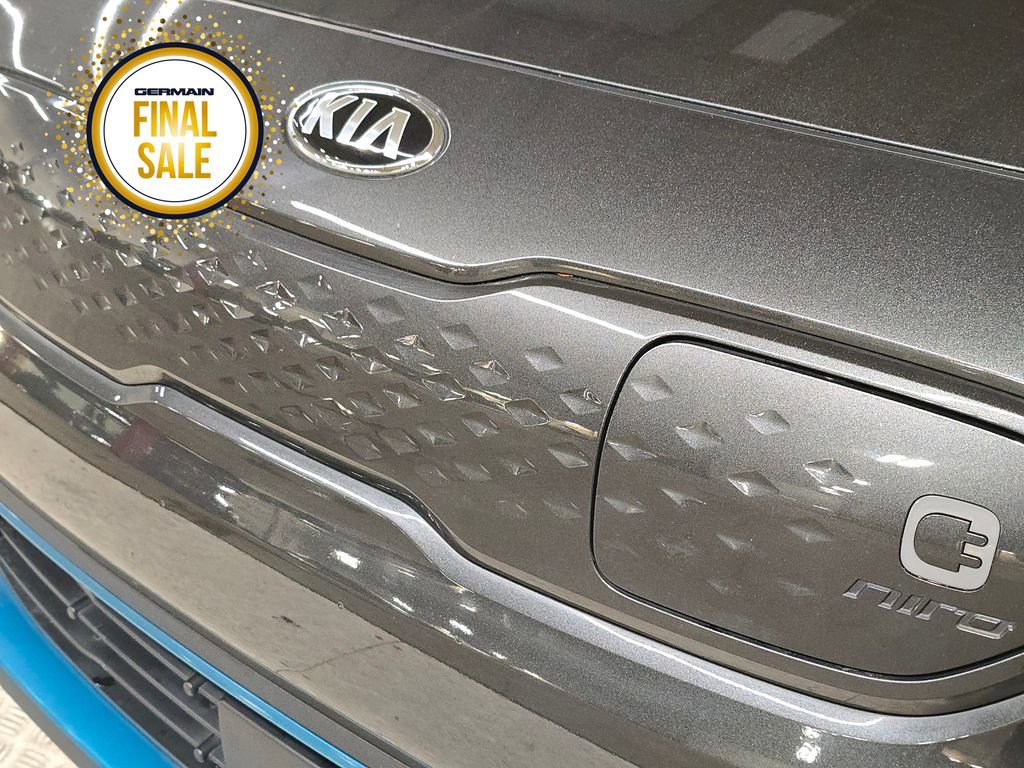 Certified 2020 Kia Niro EX w/ Cold Weather Package image 11