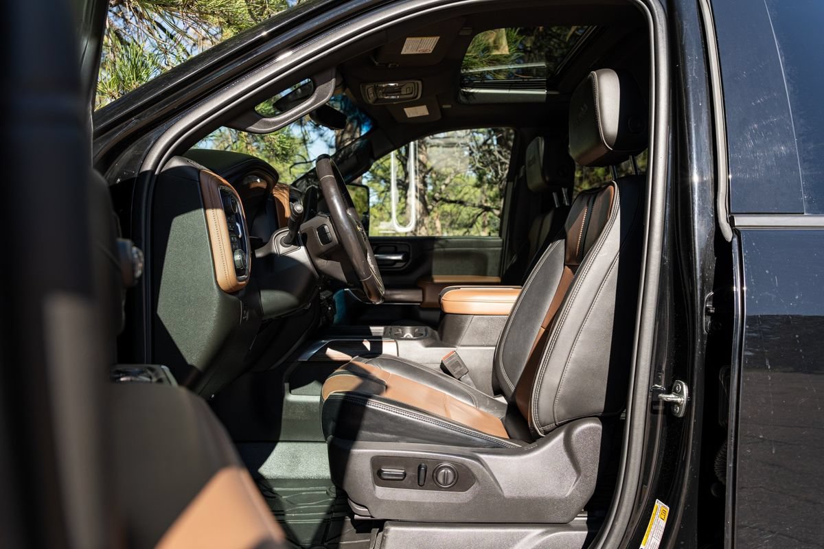 Used 2021 Chevrolet Silverado 3500 High Country w/ Z71 Off-Road Package AWD/4WD image 17