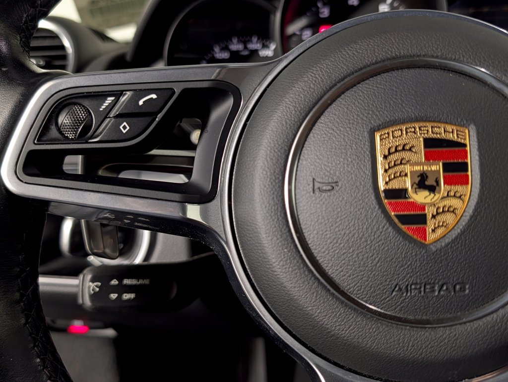 Certified 2019 Porsche 718 Boxster RWD image 32