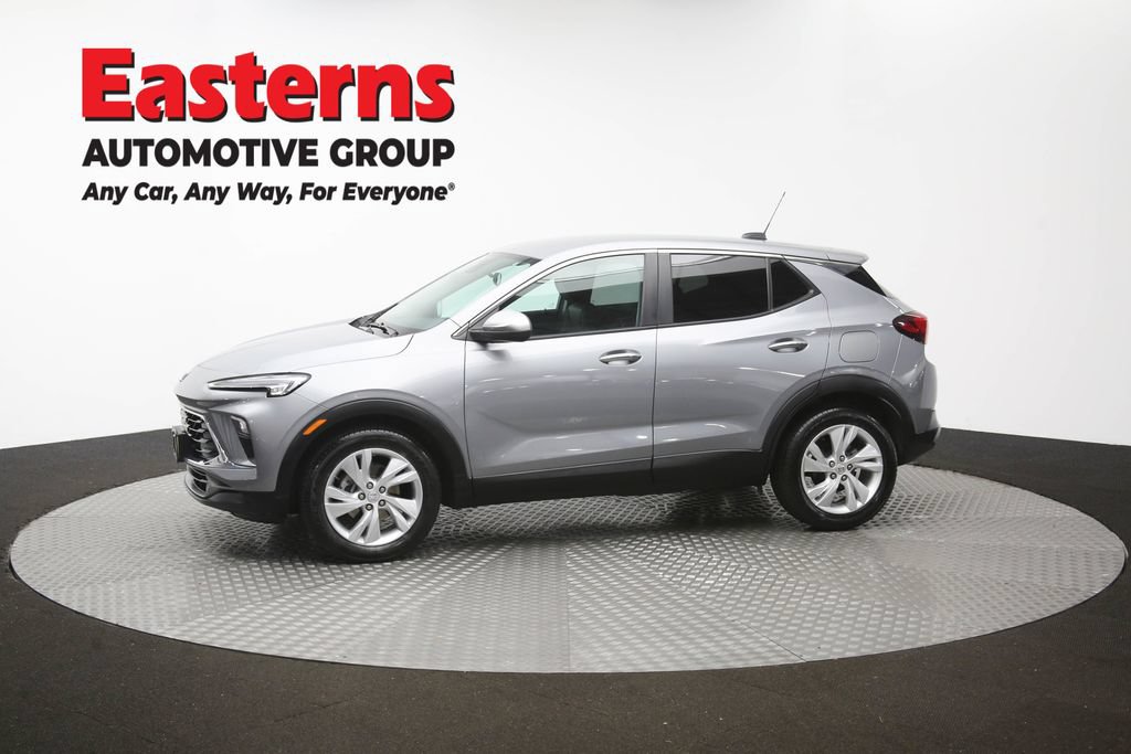 Used 2024 Buick Encore GX Preferred FWD image 56