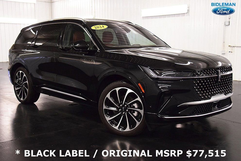 Used 2024 Lincoln Nautilus Black Label image 1