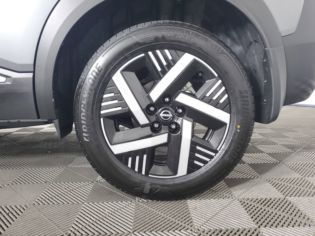 Used 2026 Nissan Kicks SV w/ Cold Weather Package FWD image 11