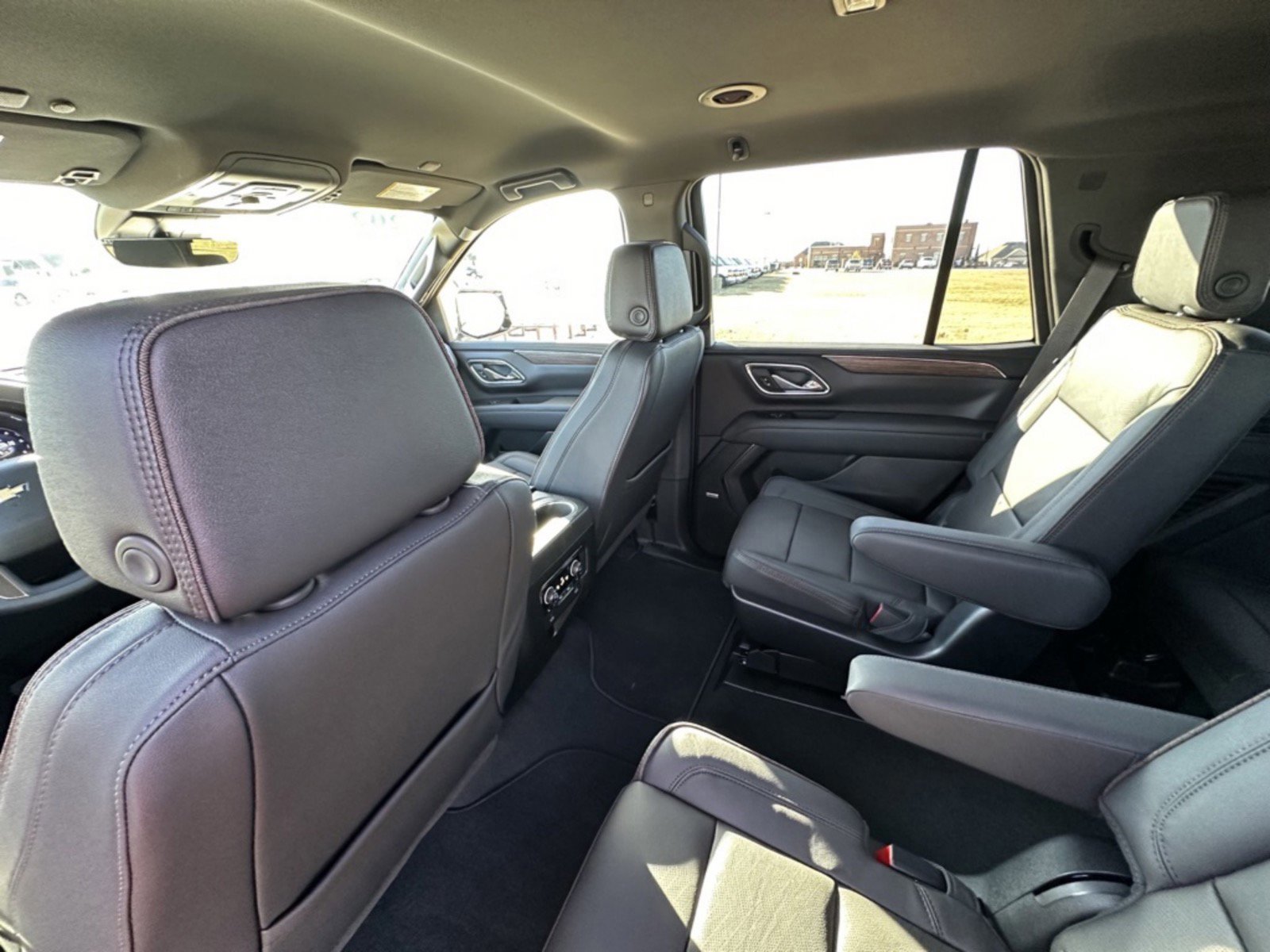 Used 2023 Chevrolet Tahoe High Country image 15