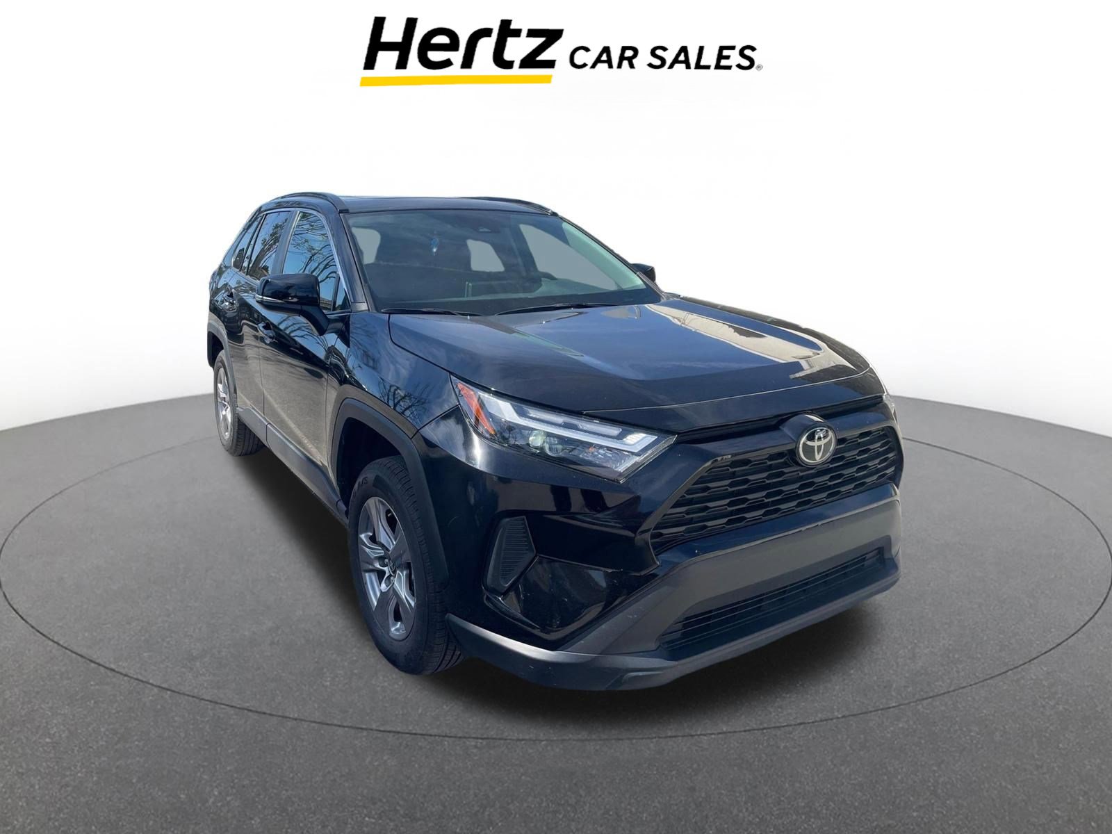 Used 2025 Toyota RAV4 XLE w/ Convenience Package image 1