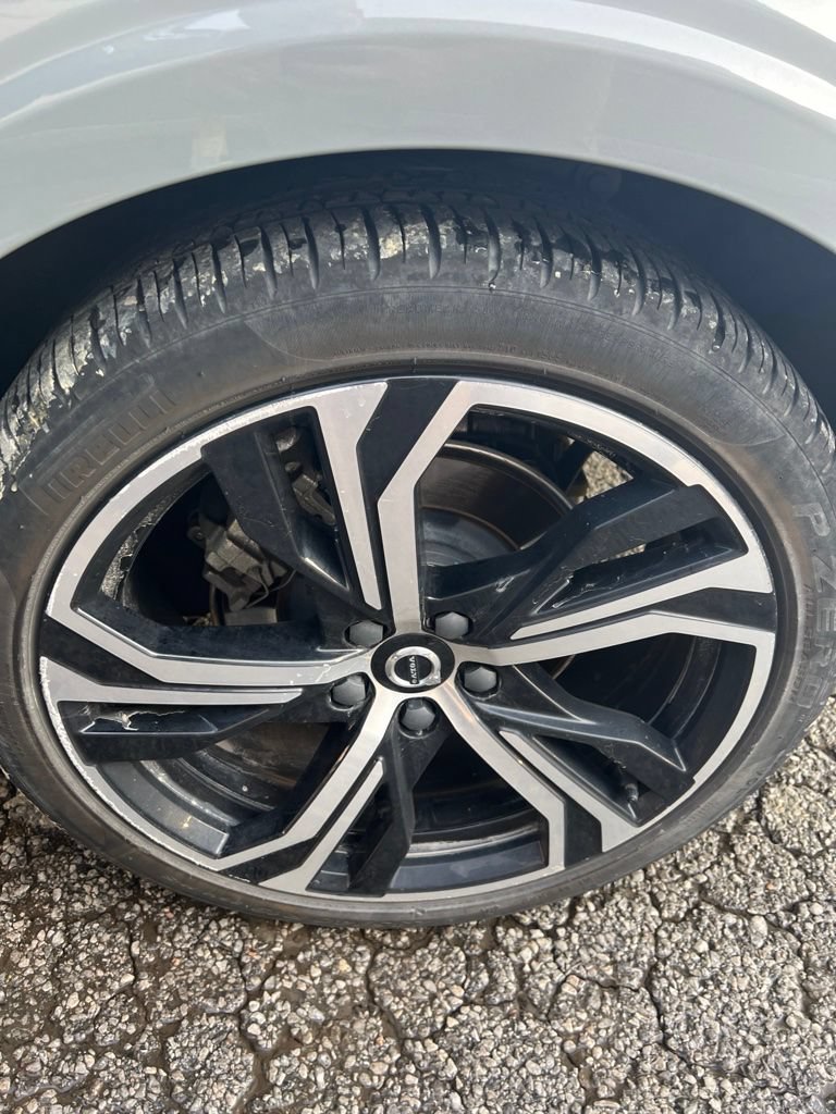 Used 2024 Volvo S60 B5 Core AWD/4WD image 13