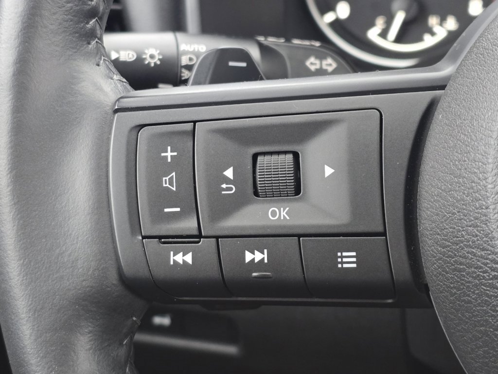 Certified 2024 Nissan Rogue SV w/ SV Premium Package image 28