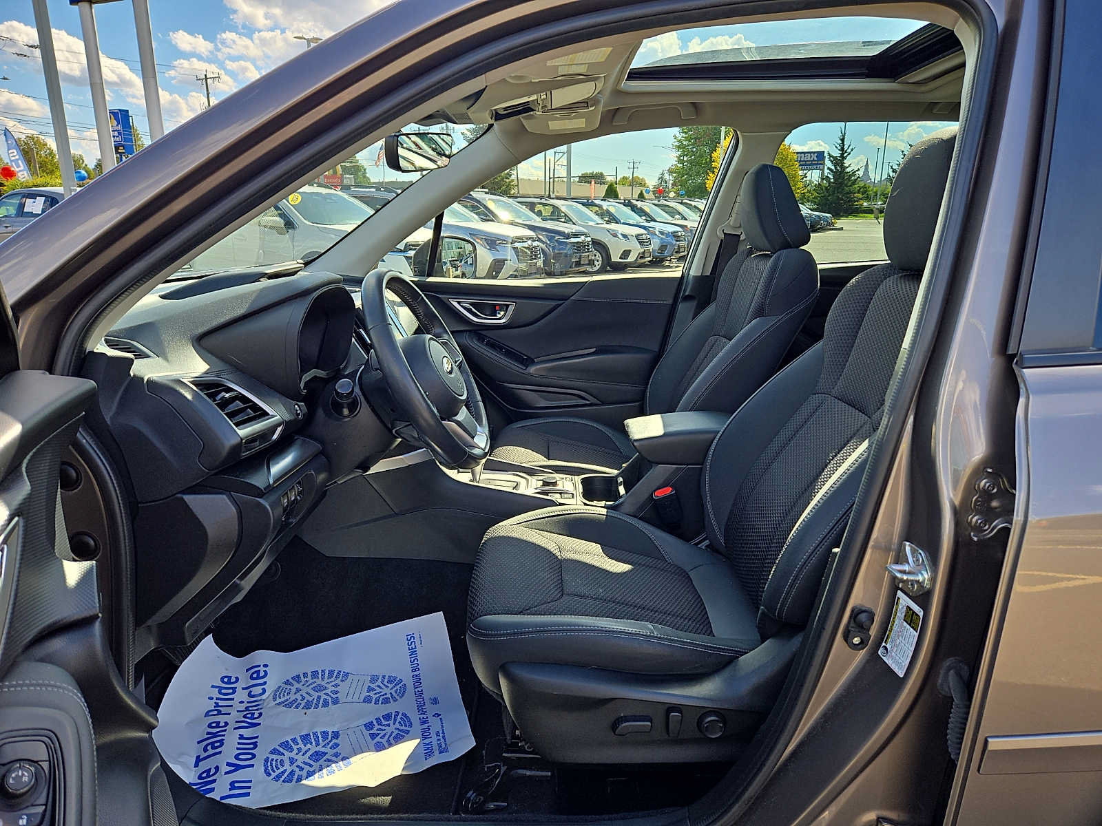 Used 2023 Subaru Forester Premium AWD/4WD image 13
