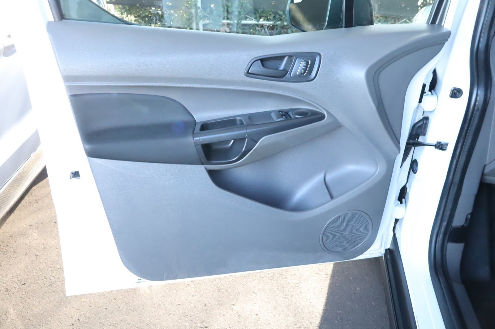 Used 2022 Ford Transit Connect XL FWD image 18