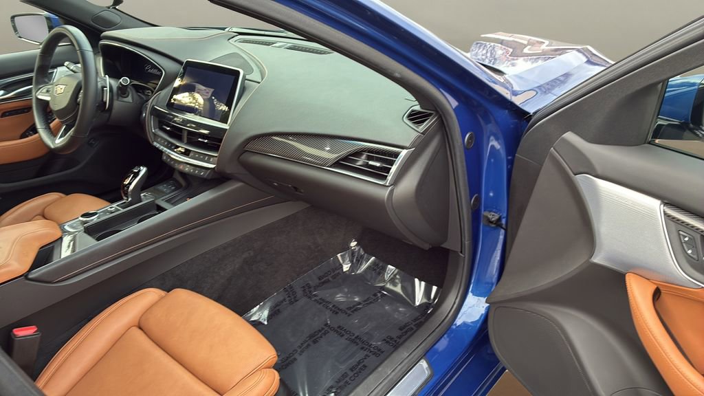 Certified 2023 Cadillac CT5 Luxury image 10