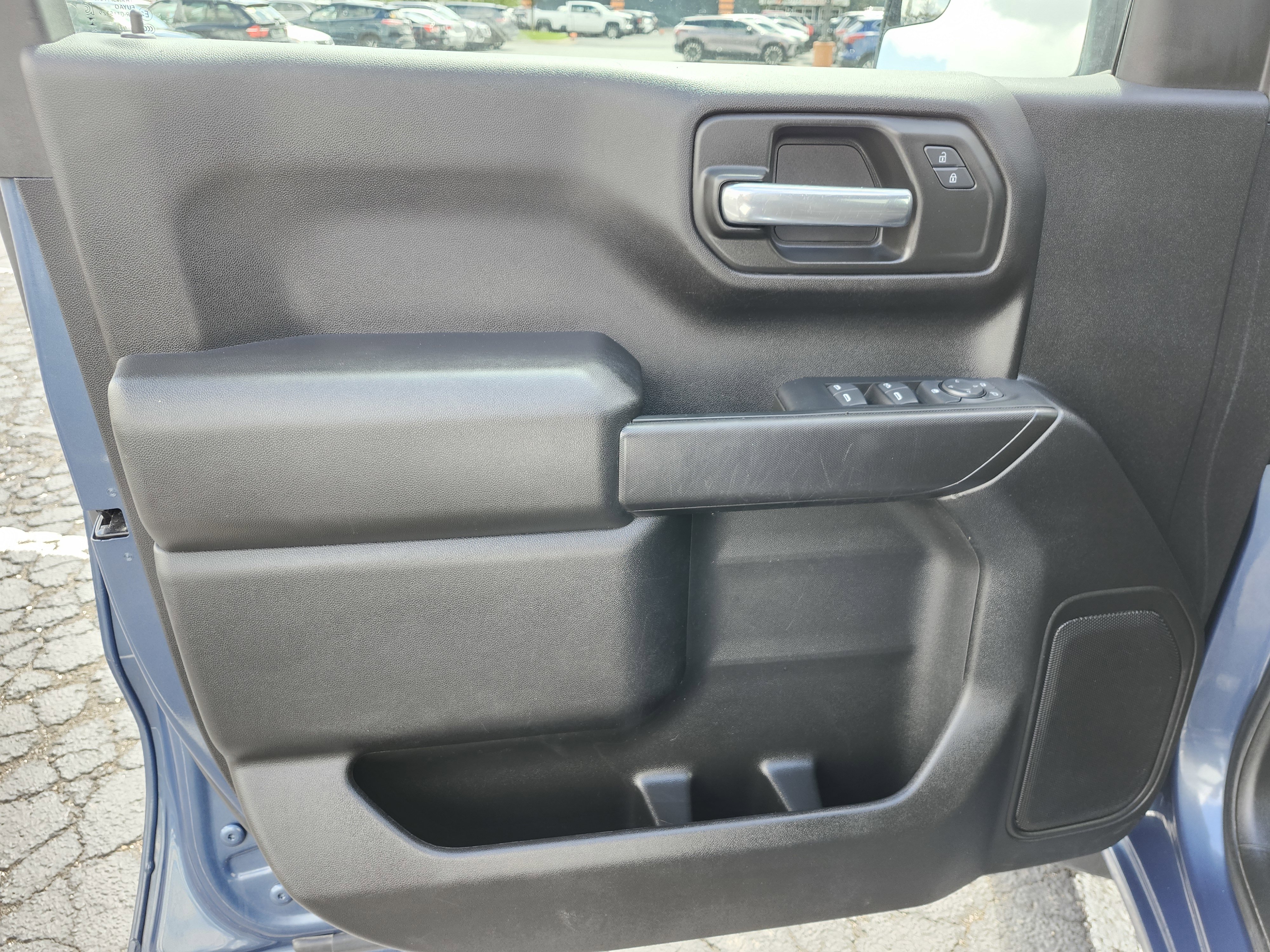 Used 2024 Chevrolet Silverado 1500 Custom AWD/4WD image 25