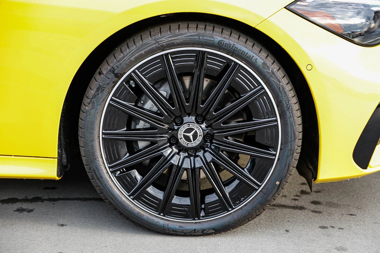 New 2026 Mercedes-Benz CLE 300 4MATIC Coupe image 9