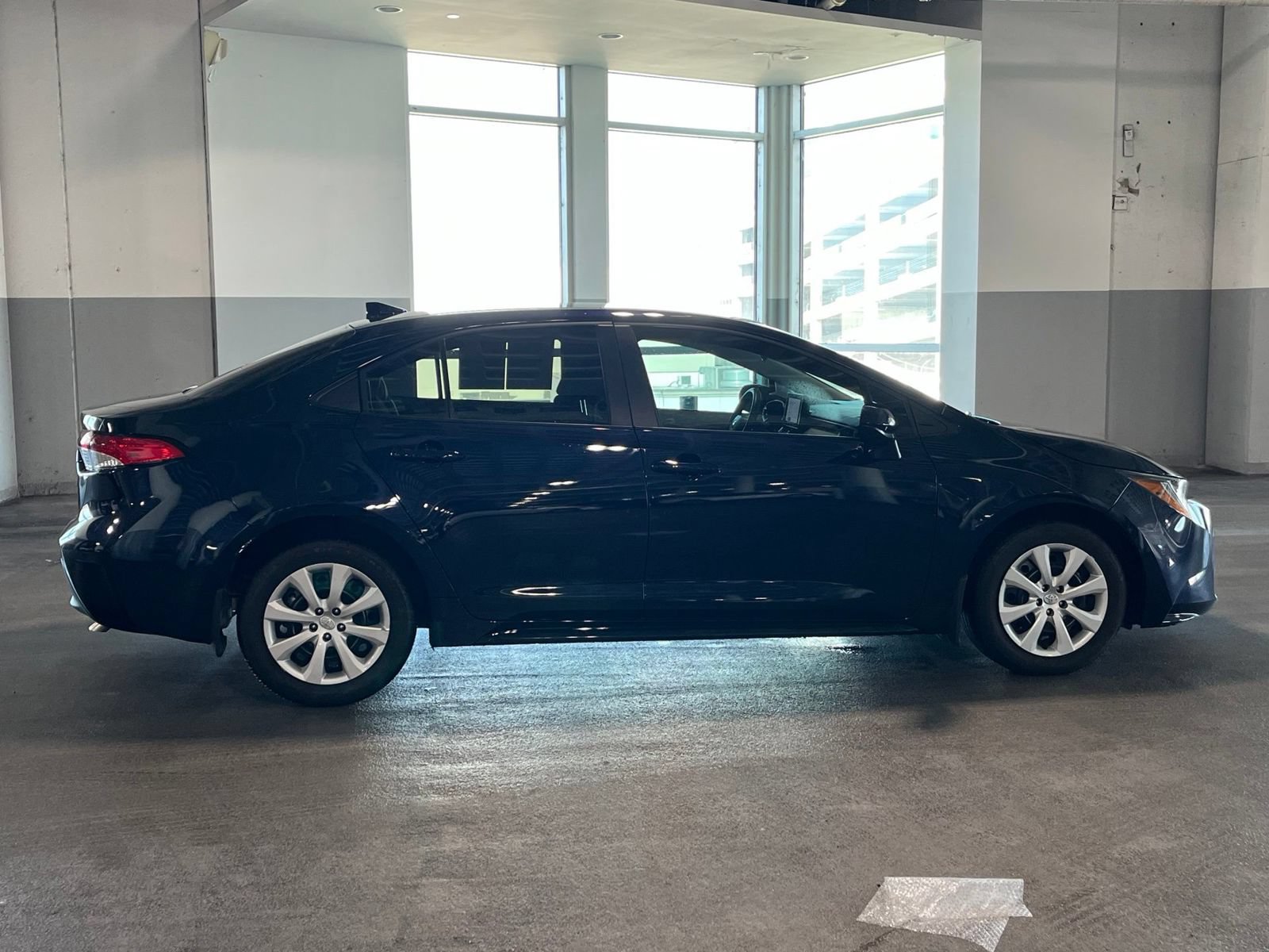 Used 2025 Toyota Corolla LE FWD image 12