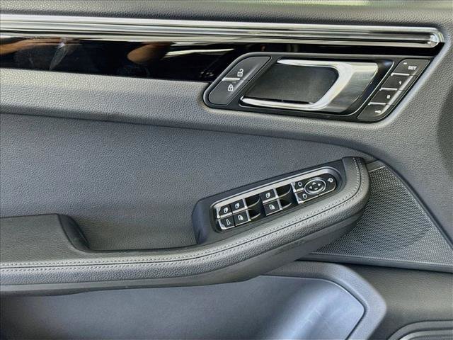 Certified 2026 Porsche Macan Turbo AWD/4WD image 11