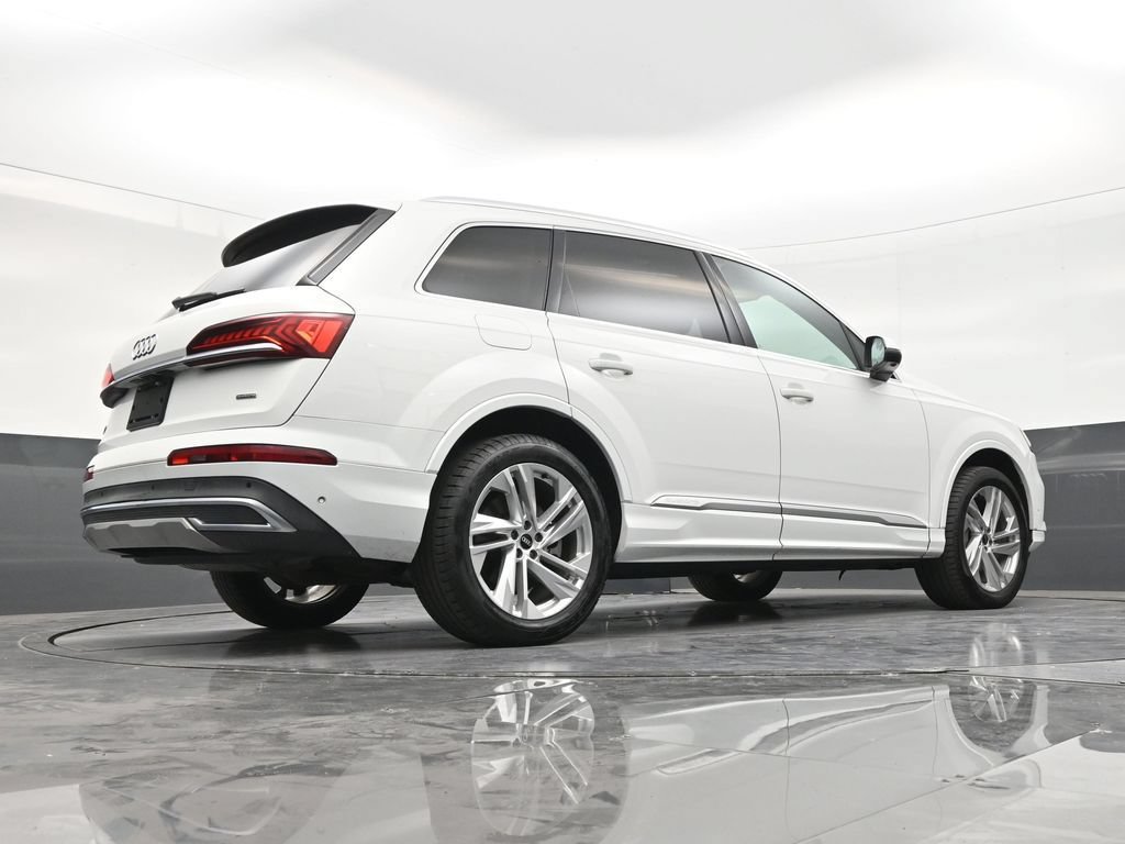Used 2021 Audi Q7 3.0T Premium Plus AWD/4WD image 23