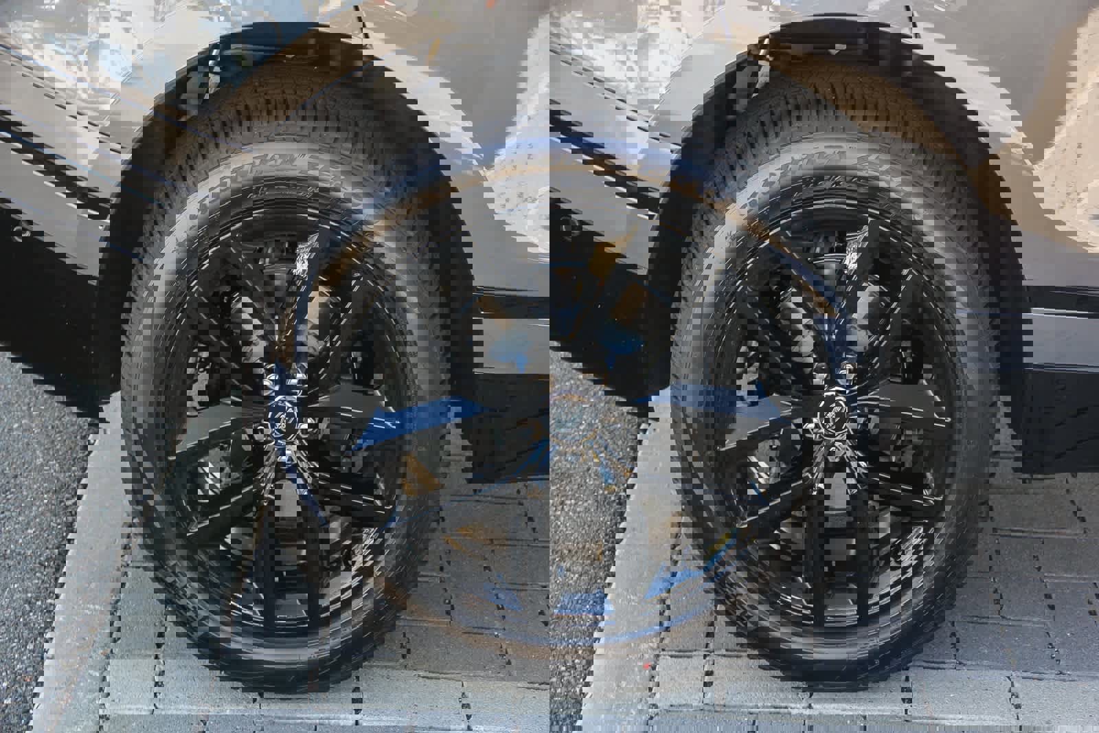 New 2026 Land Rover Range Rover Velar Dynamic SE image 8