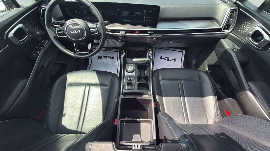 Used 2025 Kia Sorento EX w/ EX Panoramic Sunroof Package AWD/4WD image 35