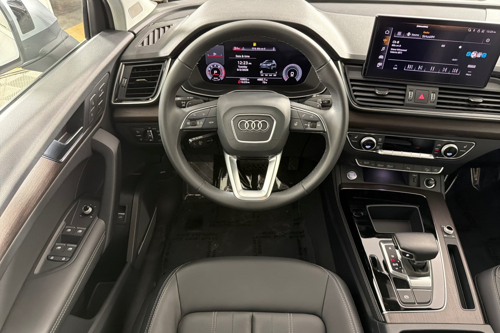 Used 2023 Audi Q5 2.0T Premium Plus w/ Premium Plus Package AWD/4WD image 13