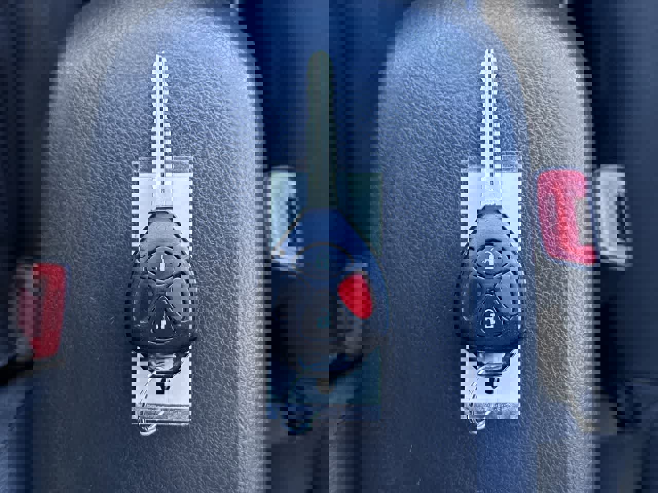 Used 2011 Toyota Matrix S image 22