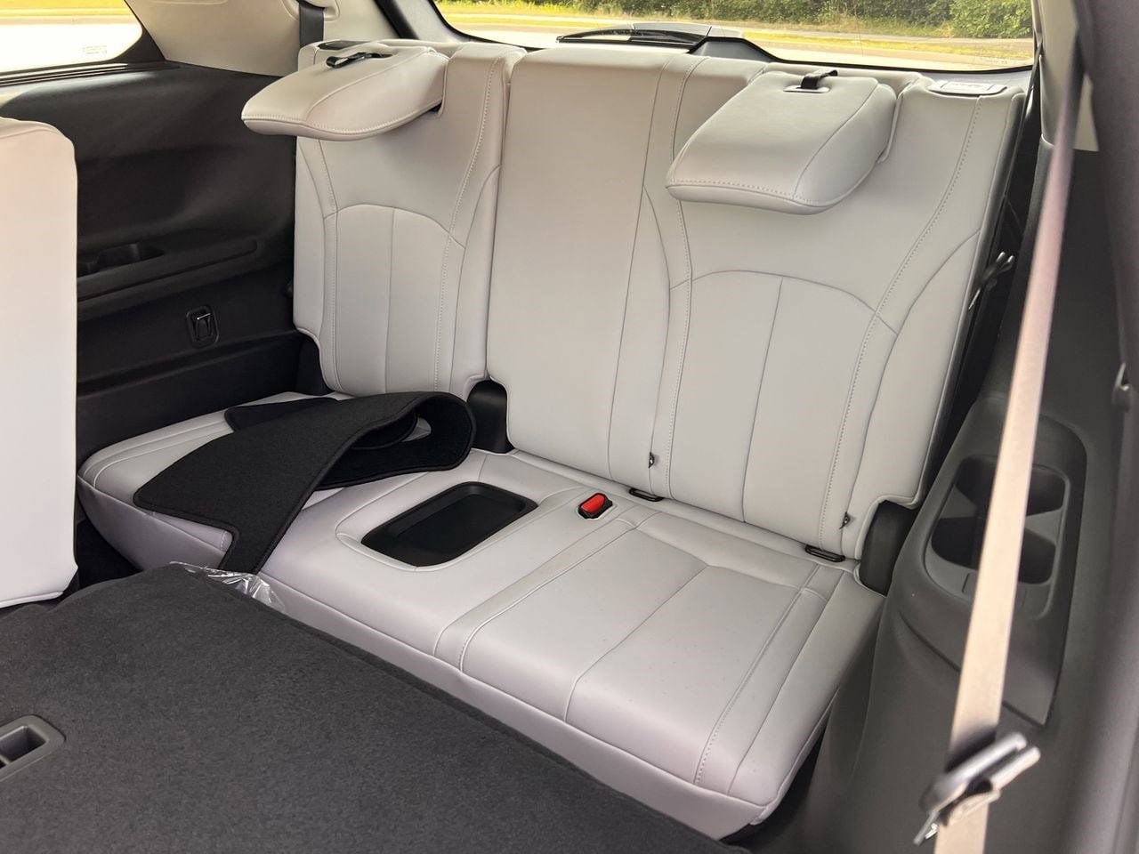 New 2027 INFINITI QX60 Luxe FWD image 28