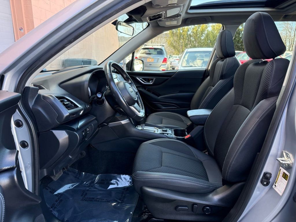 Used 2022 Subaru Forester Premium image 10