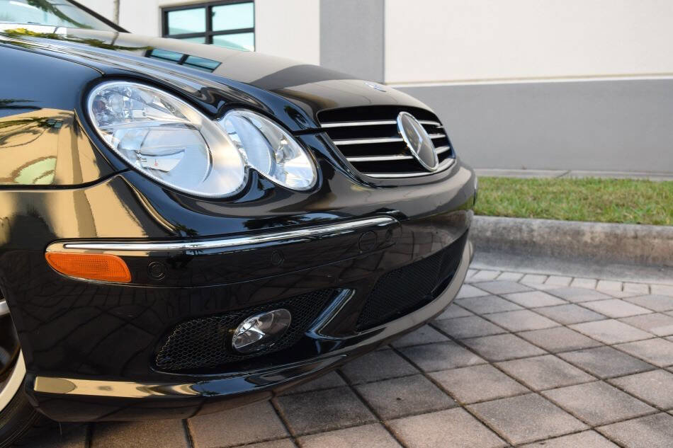 Used 2003 Mercedes-Benz CLK 55 AMG Coupe image 14