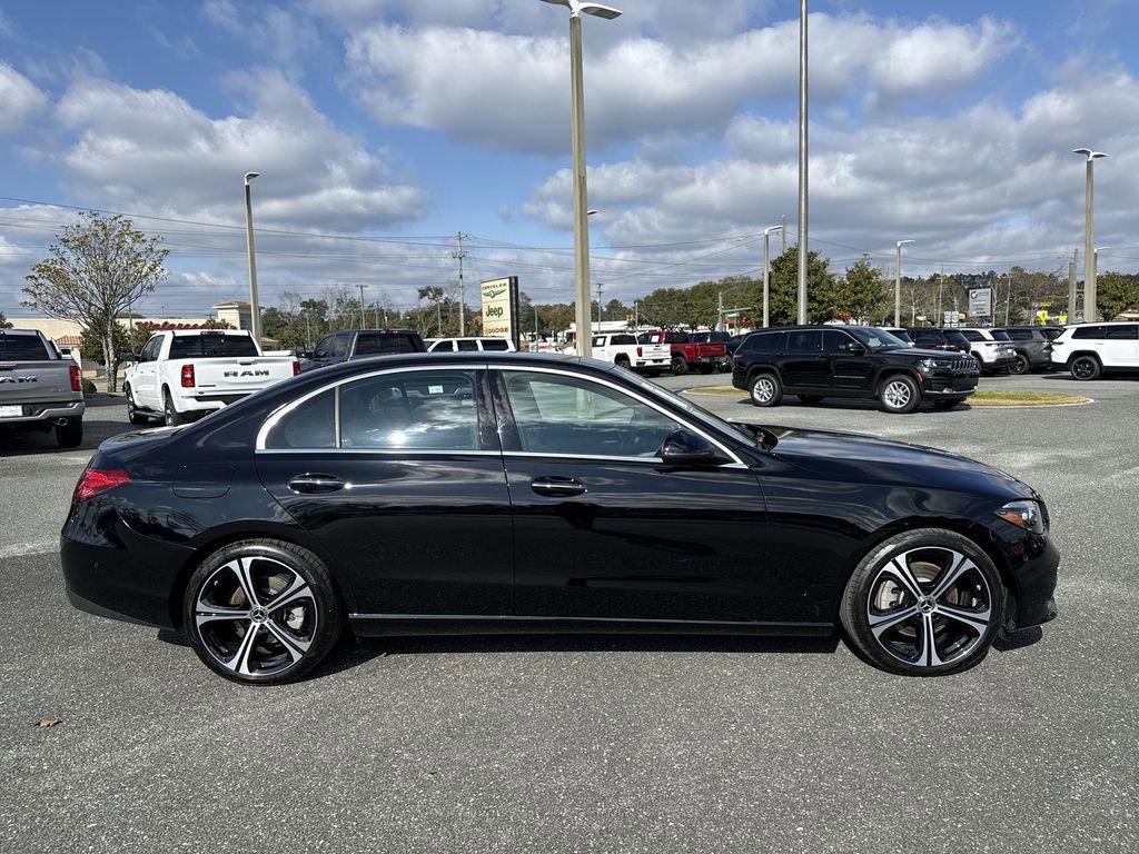 Used 2025 Mercedes-Benz C 300 Sedan image 2