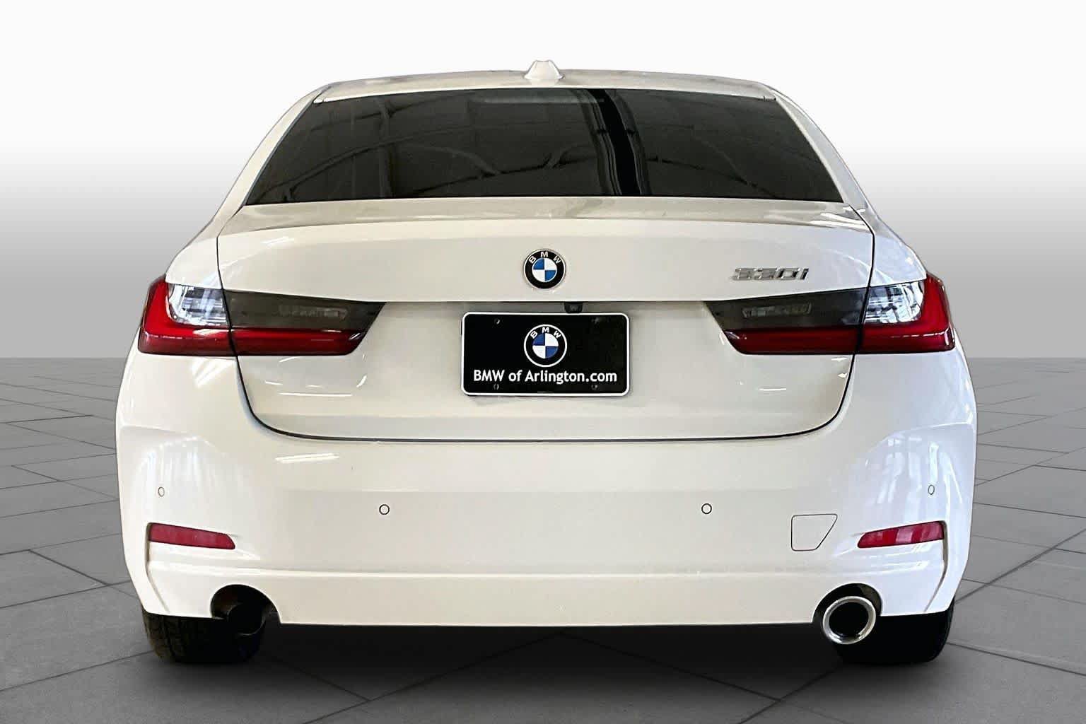 Used 2023 BMW 330i Sedan w/ Driving Assistance Package RWD image 4
