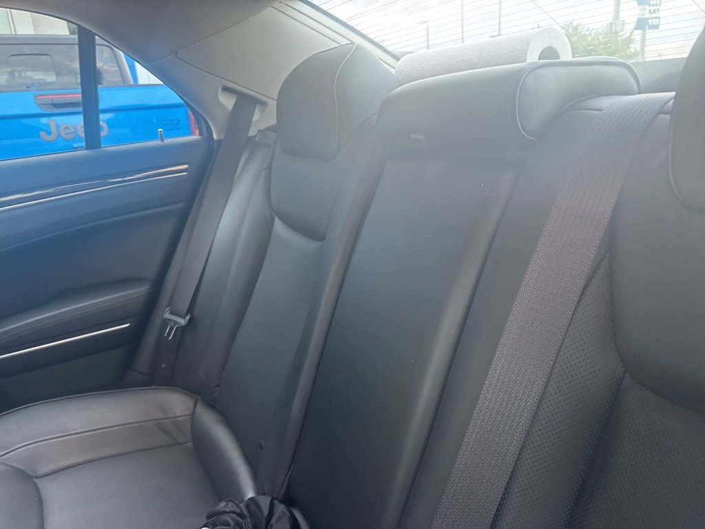 Used 2022 Chrysler 300 Touring L w/ Popular Equipment Group image 14