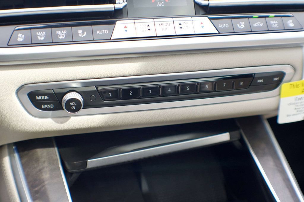 Used 2022 BMW X5 xDrive45e image 33