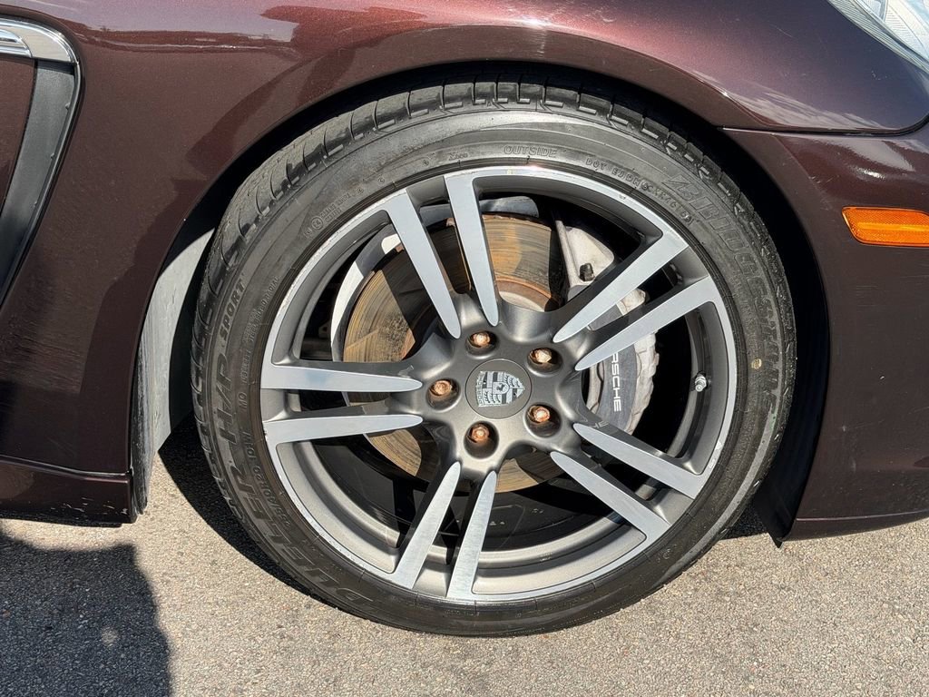 Used 2011 Porsche Panamera 4 AWD/4WD image 9