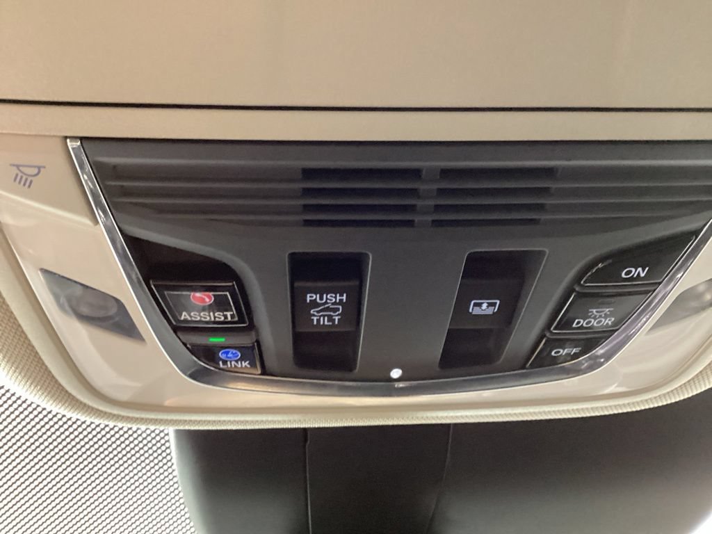 Used 2020 Acura RDX w/ Advance Package AWD/4WD image 22