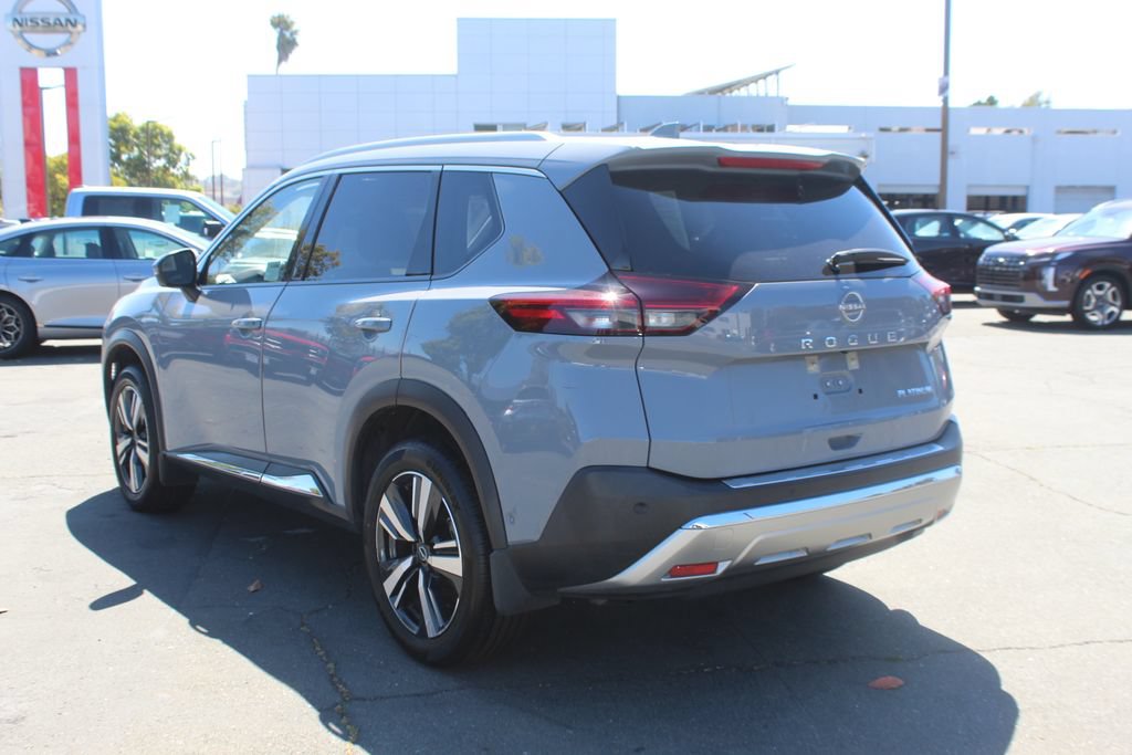 Used 2023 Nissan Rogue Platinum w/ Platinum Premium Package FWD image 9