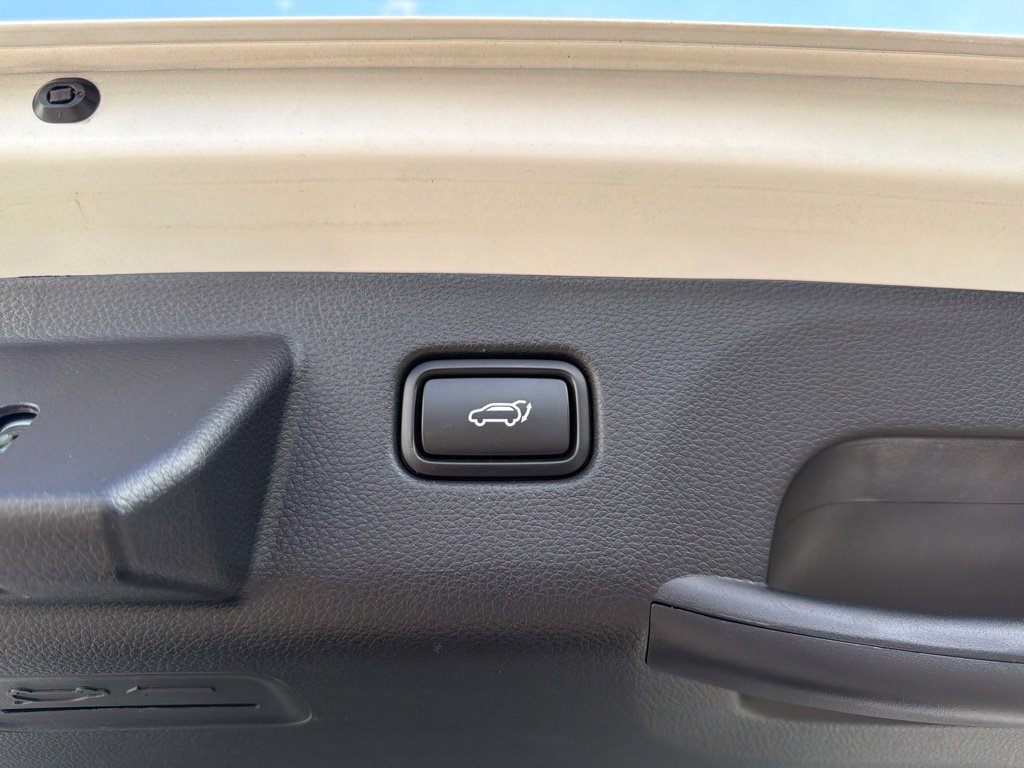 Used 2025 Kia Seltos EX w/ EX Sunroof Package AWD/4WD image 18