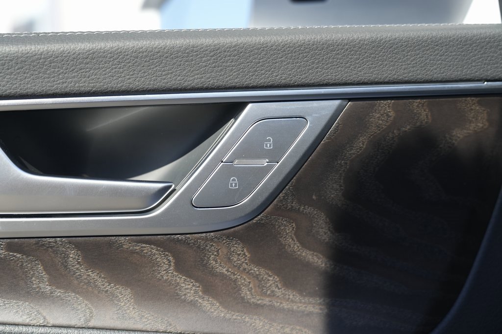 Used 2022 Audi A6 Premium Plus w/ Premium Plus Package image 33