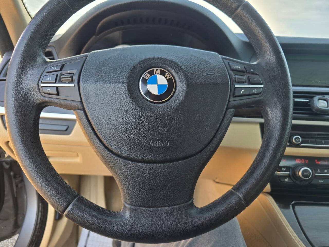 Used 2014 BMW 535d Sedan RWD image 13